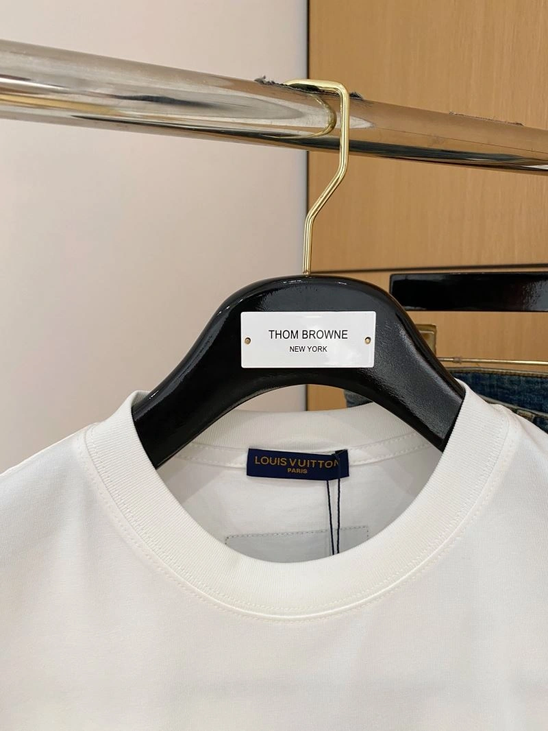 EasyCare Louis Vuitton T-Shirts 135311