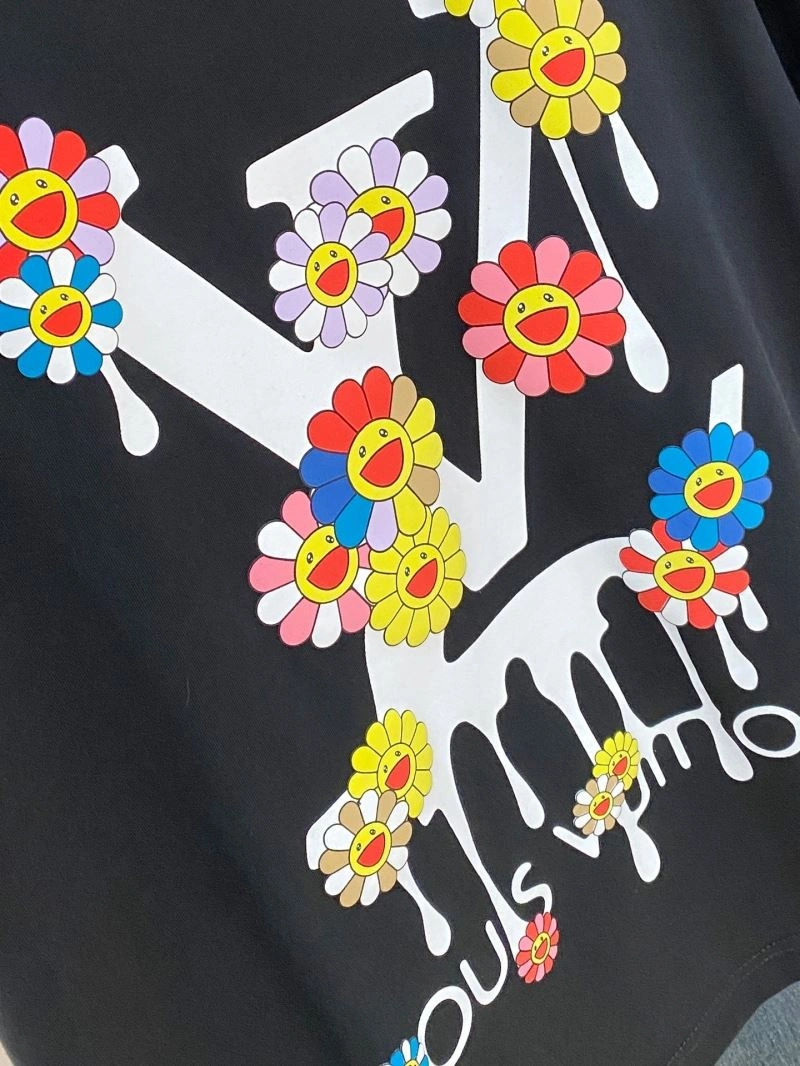 Louis Vuitton T-Shirts Casual 135308