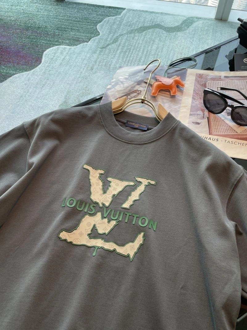 Breathable Louis Vuitton T-Shirts 135310