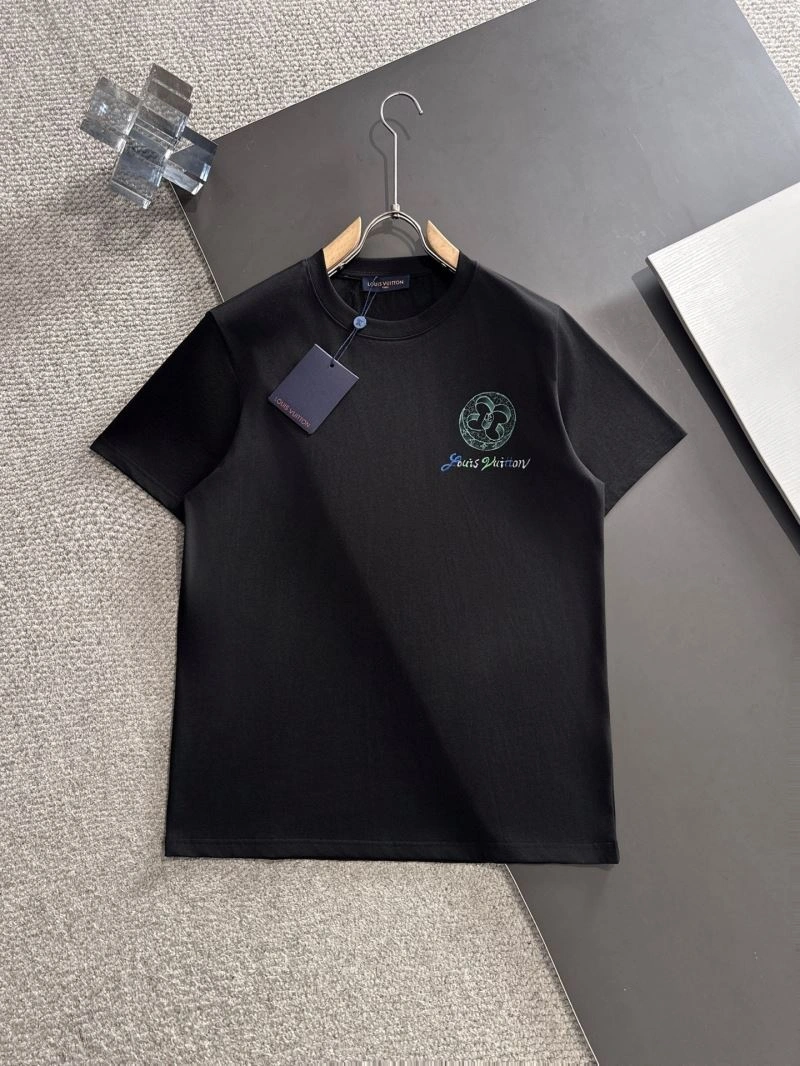 Louis Vuitton T-Shirts Modern 135306
