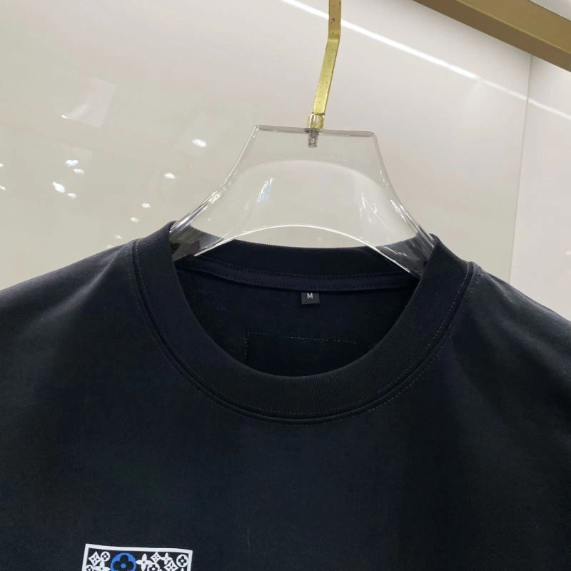 Louis Vuitton T-Shirts Cozy 135307