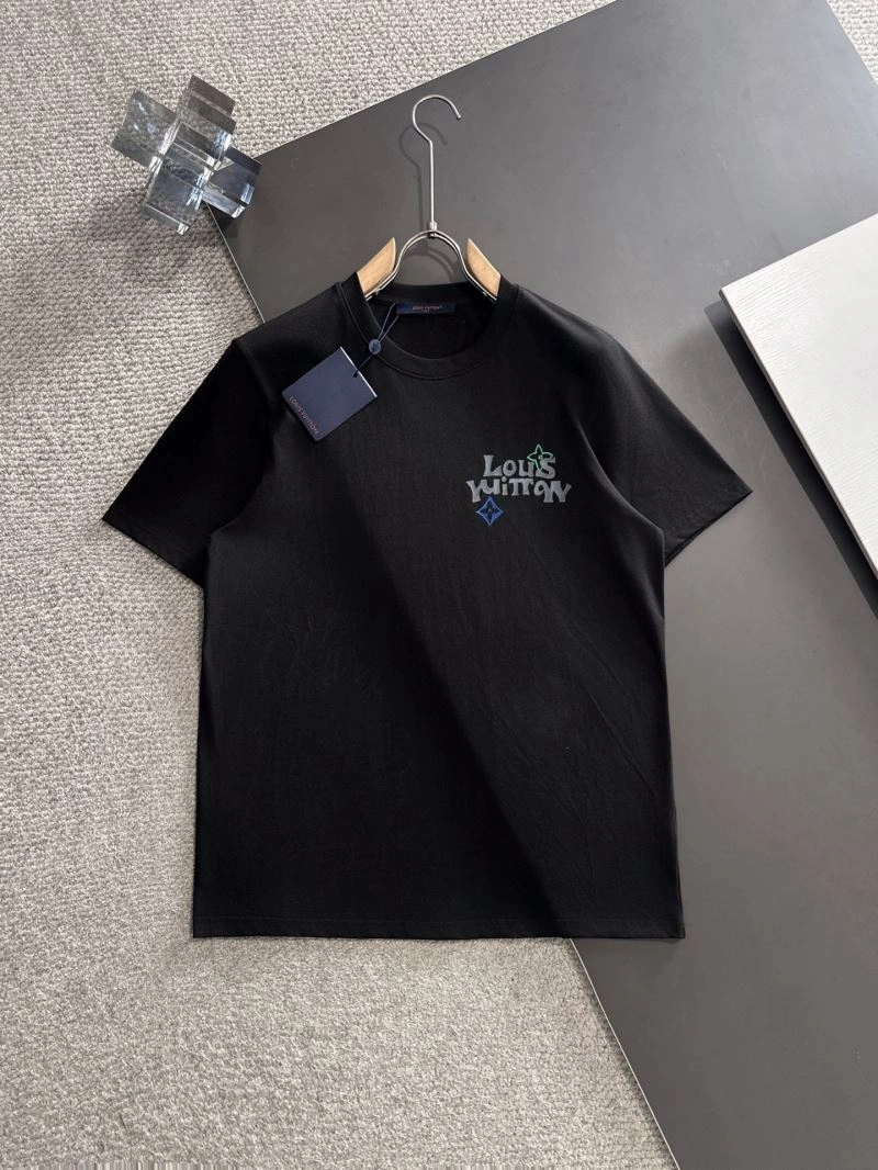 Louis Vuitton T-Shirts TimelessDesign 135304