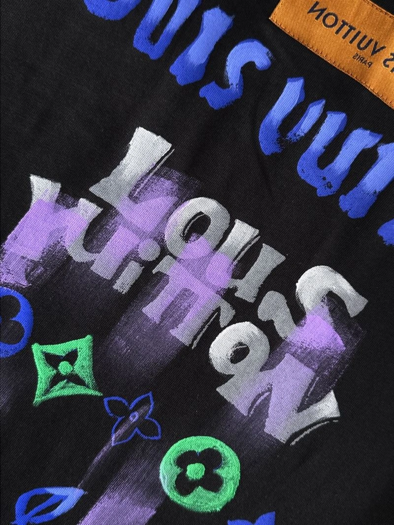 Louis Vuitton T-Shirts TimelessDesign 135304