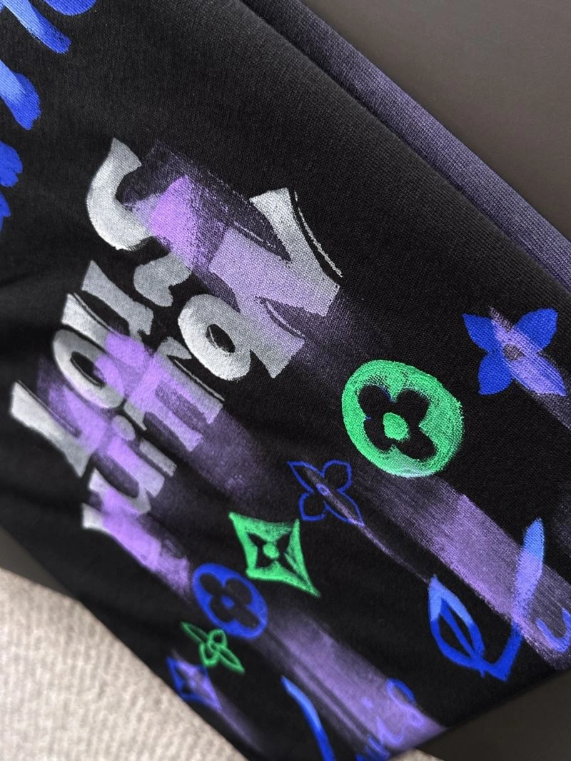 Louis Vuitton T-Shirts TimelessDesign 135304