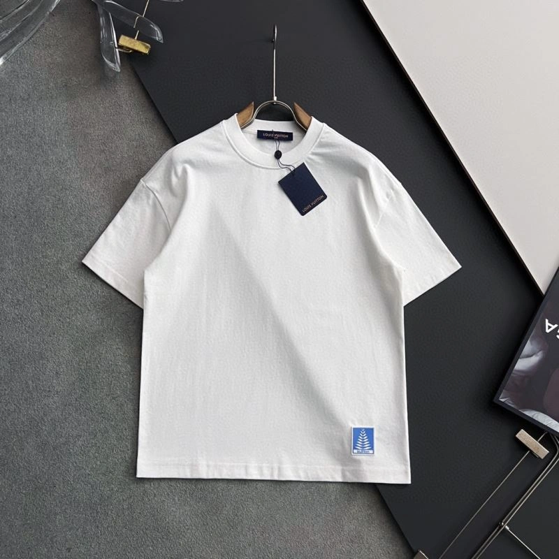 Louis Vuitton T-Shirts Comfortable 135303