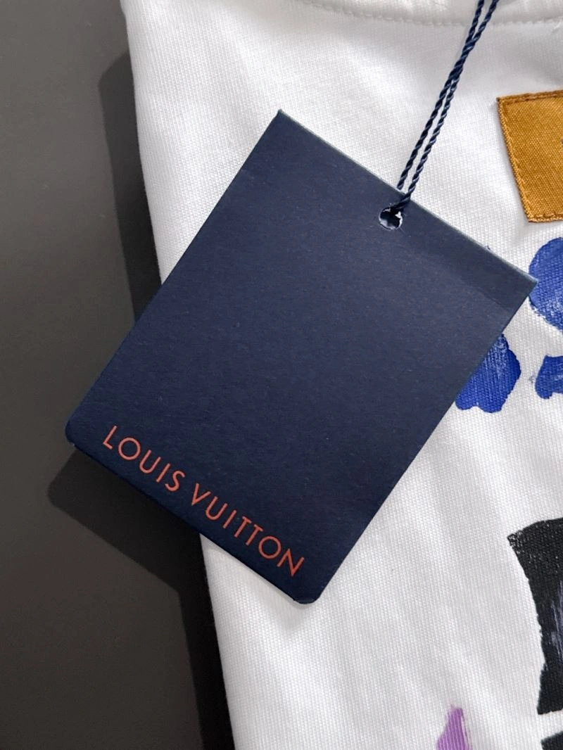 Louis Vuitton T-Shirts QuickDry 135302