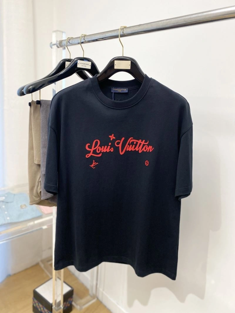 Lightweight Louis Vuitton T-Shirts 135291