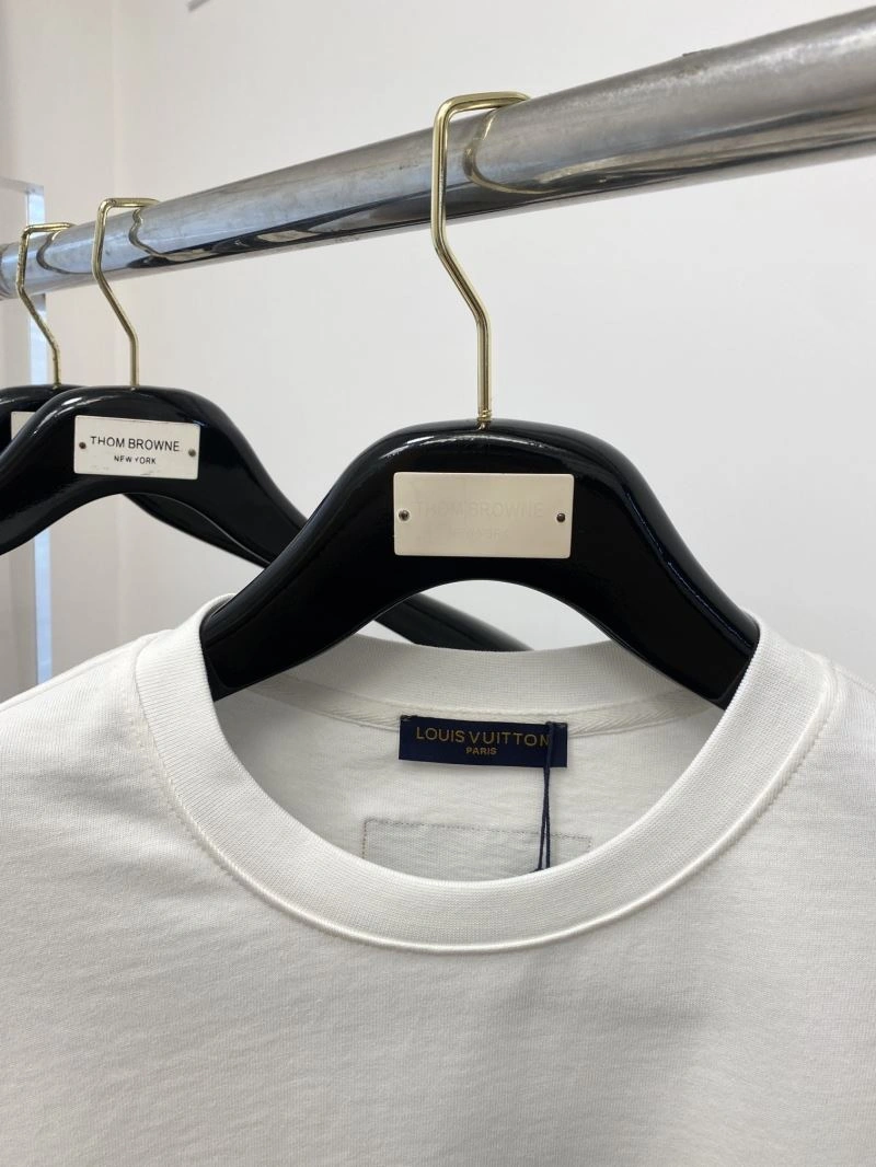 Louis Vuitton T-Shirts Effortless 135298