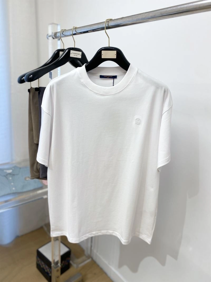 Casual Louis Vuitton T-Shirts 135283
