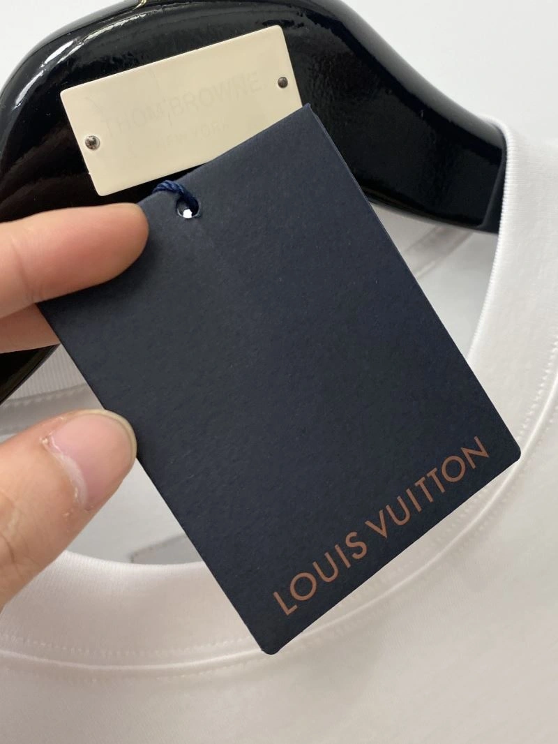 Casual Louis Vuitton T-Shirts 135283