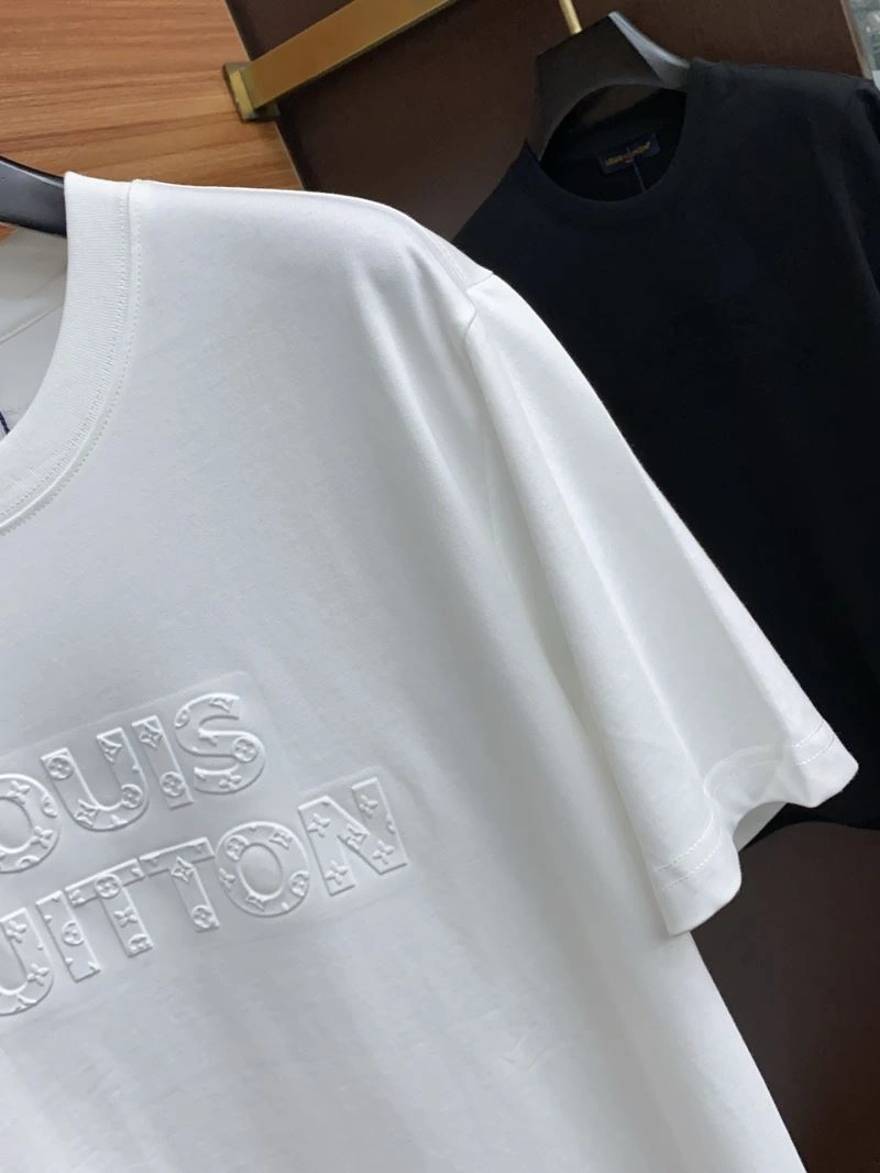 Louis Vuitton T-Shirts Durable 135286