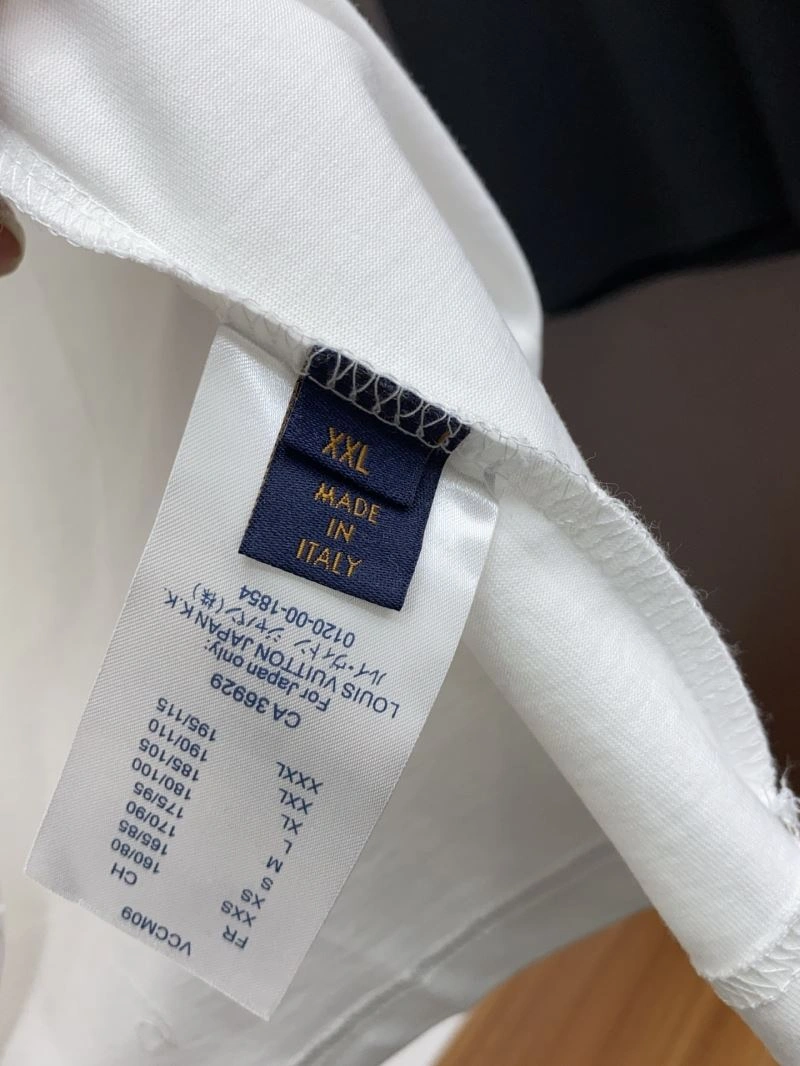 Louis Vuitton T-Shirts Durable 135286