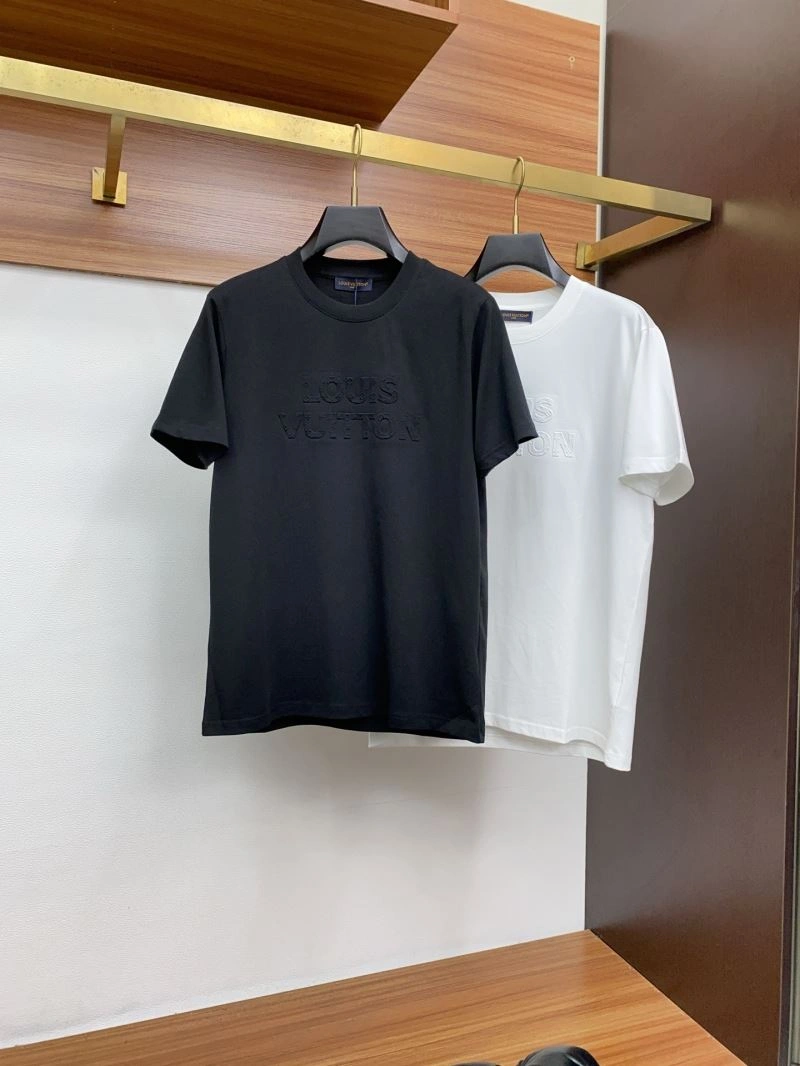 Louis Vuitton T-Shirts Durable 135286