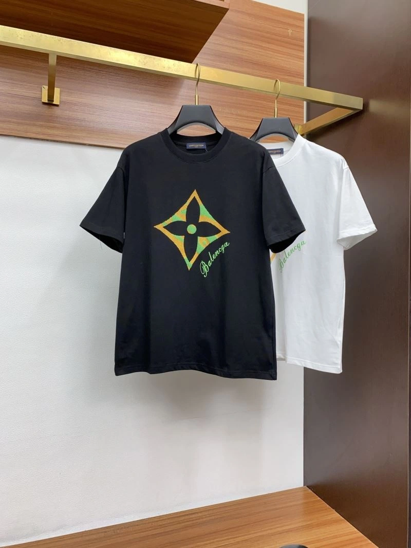 Stretchable Louis Vuitton T-Shirts 135301