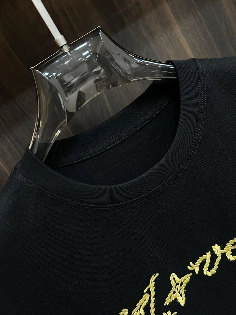 Louis Vuitton T-Shirts Effortless 135294