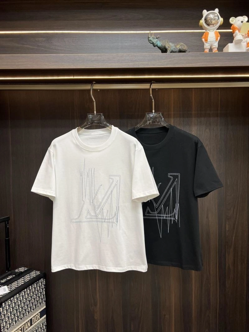 Louis Vuitton T-Shirts Modern 135290