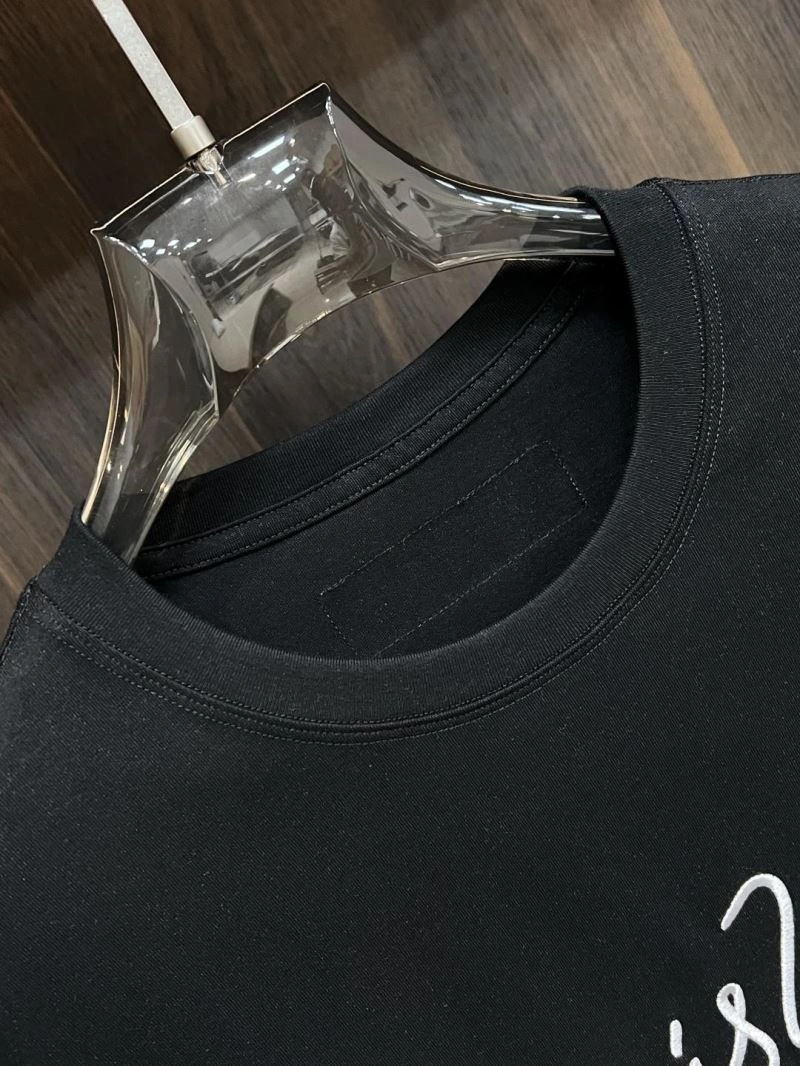 HighQuality Louis Vuitton T-Shirts 135277