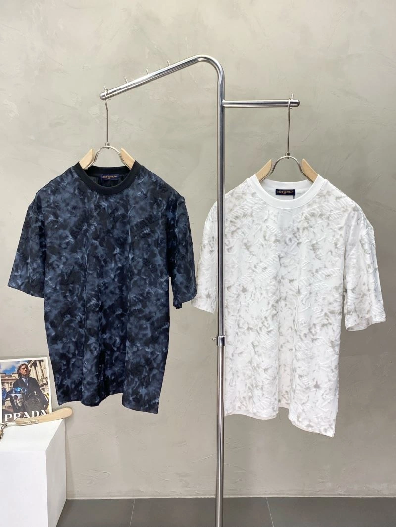 Original Louis Vuitton T-Shirts 135300