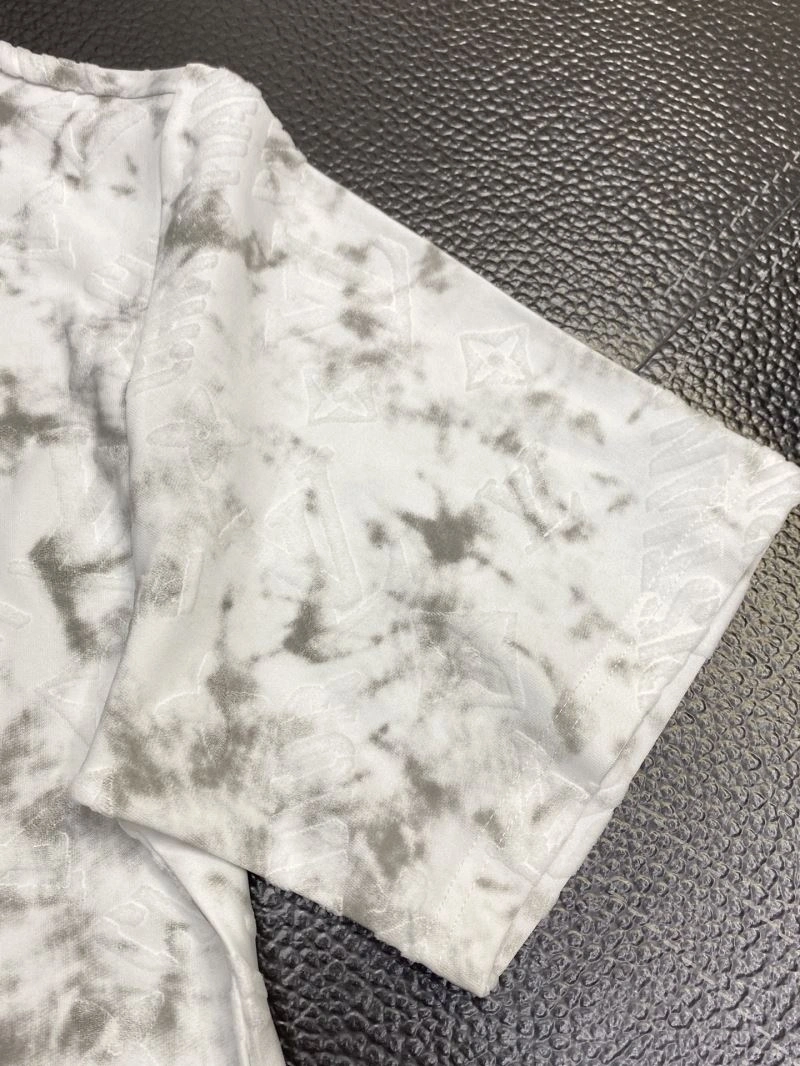 Original Louis Vuitton T-Shirts 135300