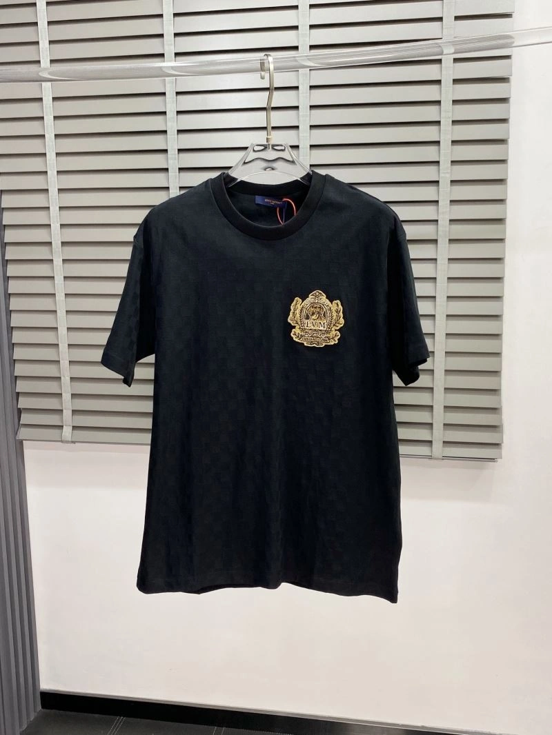 Modern Louis Vuitton T-Shirts 135288