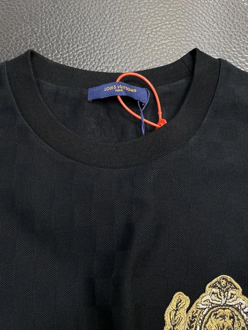 Modern Louis Vuitton T-Shirts 135288