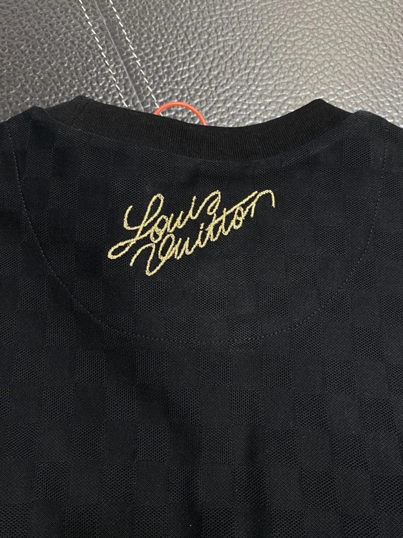 Modern Louis Vuitton T-Shirts 135288