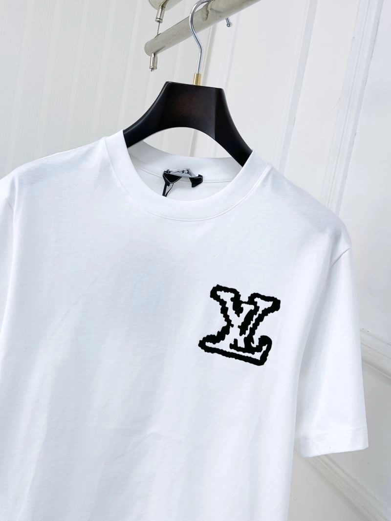 Classic Louis Vuitton T-Shirts 135267