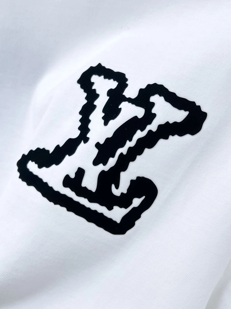 Classic Louis Vuitton T-Shirts 135267