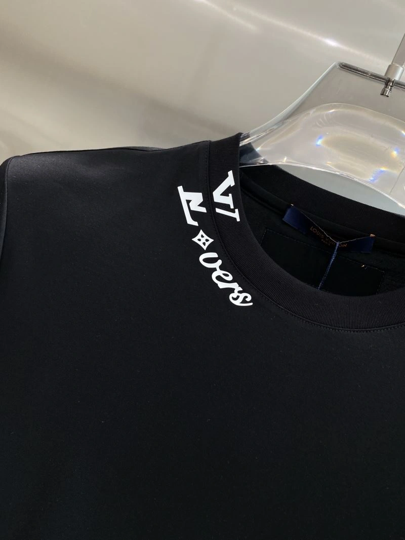 WeatherProof Louis Vuitton T-Shirts 135276