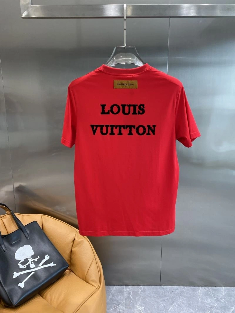Louis Vuitton T-Shirts Sleek 135275