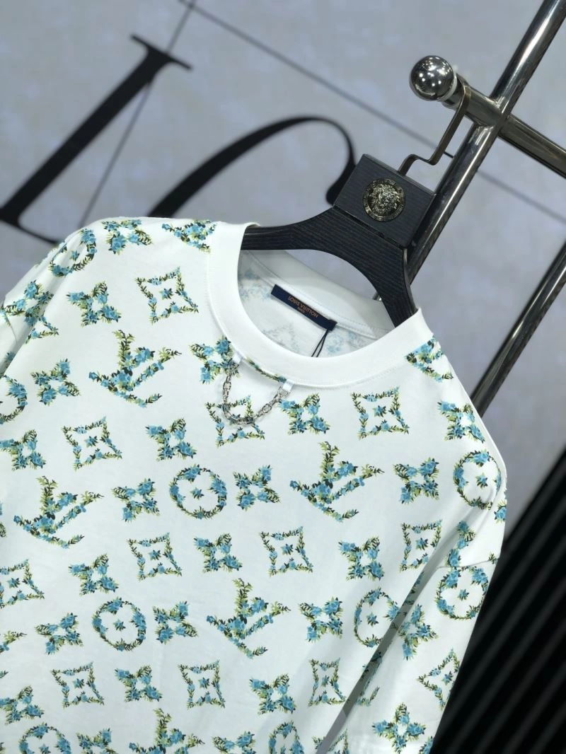 Louis Vuitton T-Shirts Attractive 135235