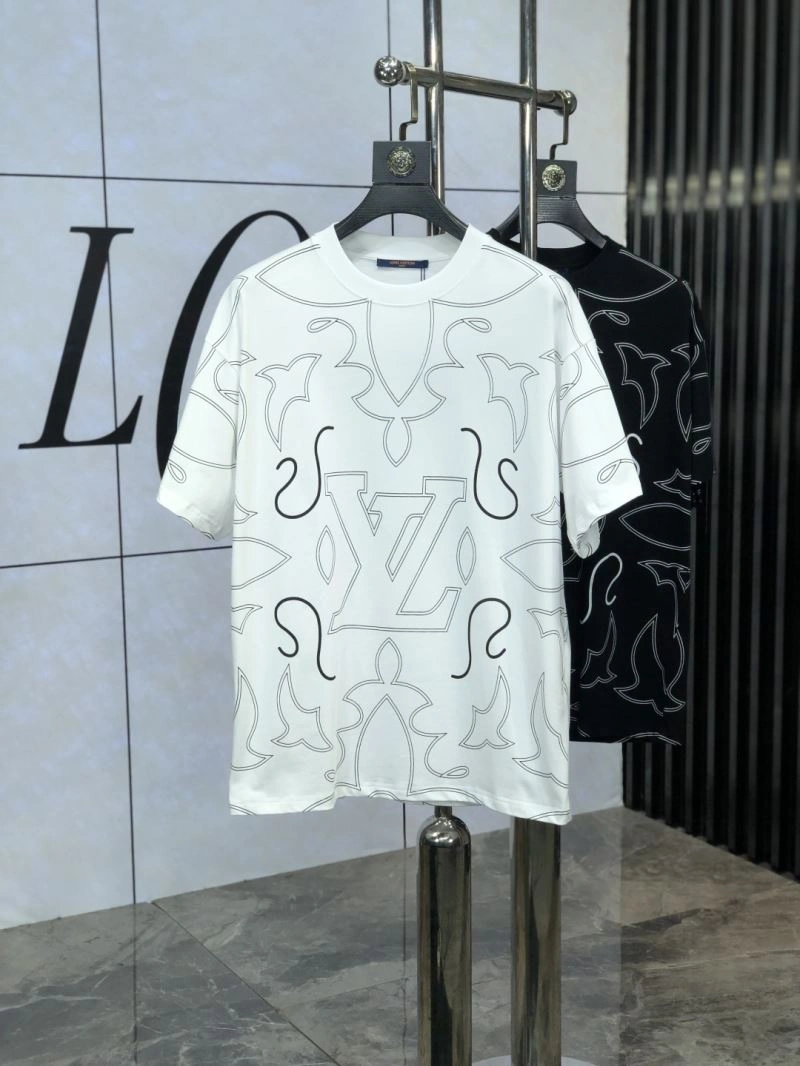 Louis Vuitton T-Shirts Sophisticated 135238