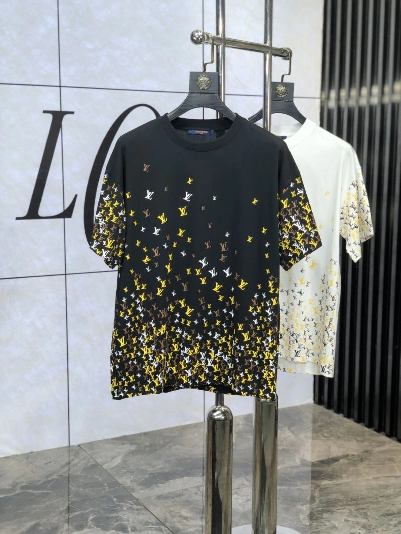 Louis Vuitton T-Shirts Lightweight 135240
