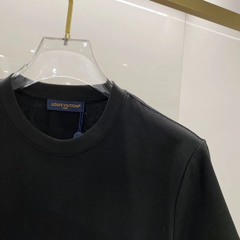 Louis Vuitton T-Shirts Comfortable 135253