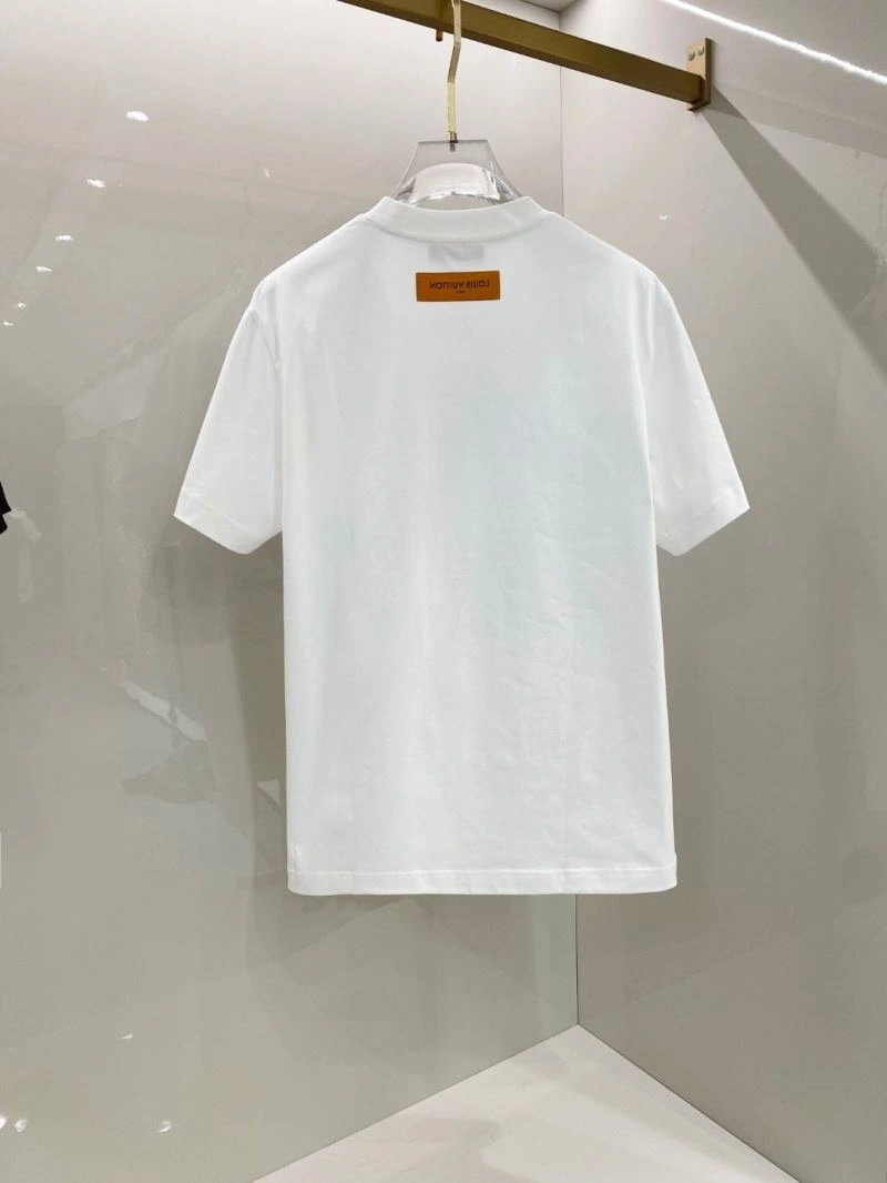 Louis Vuitton T-Shirts Chic 135241