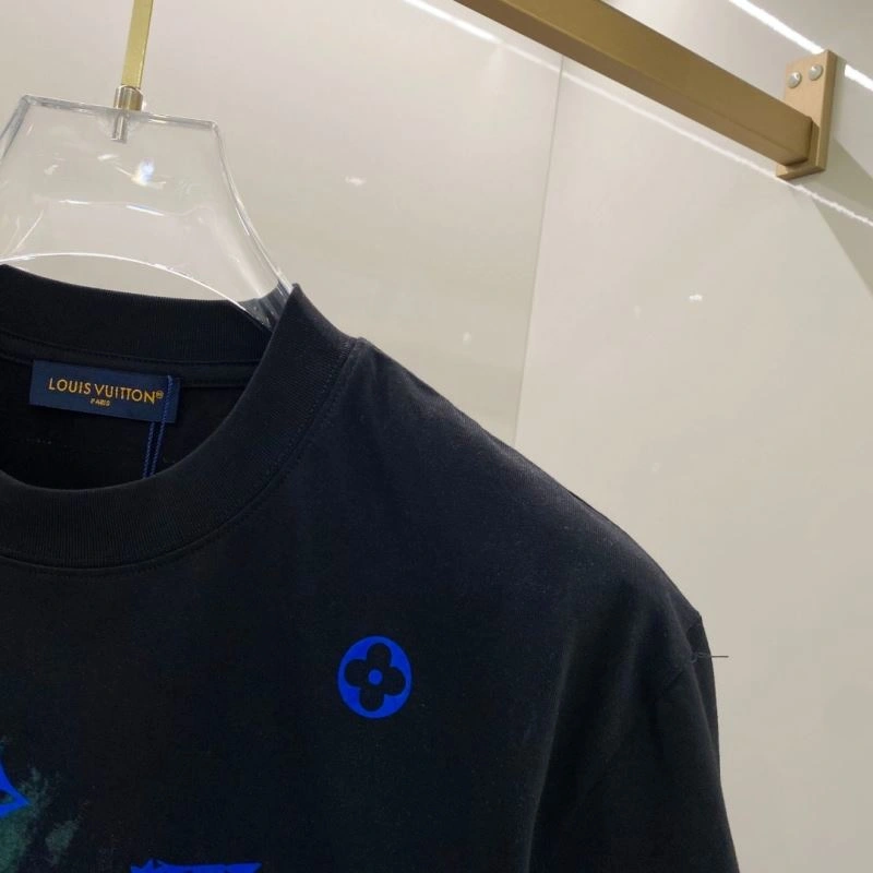 ZipUp Louis Vuitton T-Shirts 135248