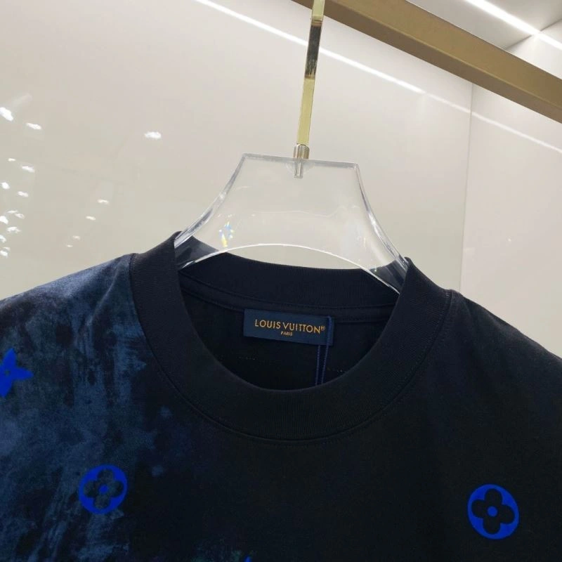 ZipUp Louis Vuitton T-Shirts 135248