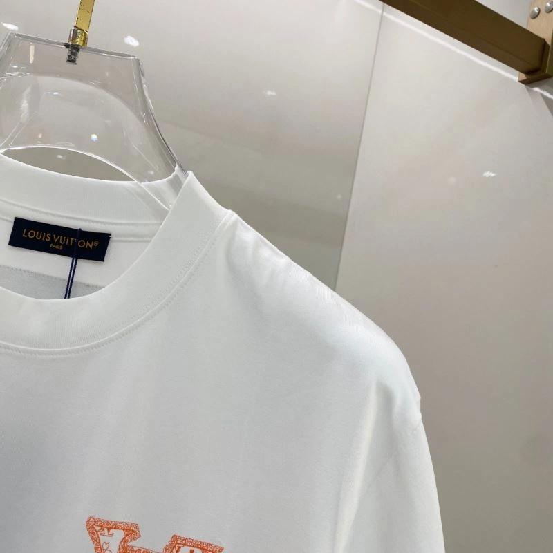 Louis Vuitton T-Shirts Minimalist 135250