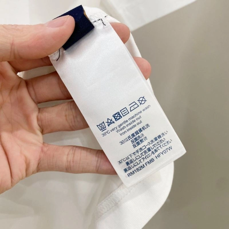 Louis Vuitton T-Shirts Minimalist 135250