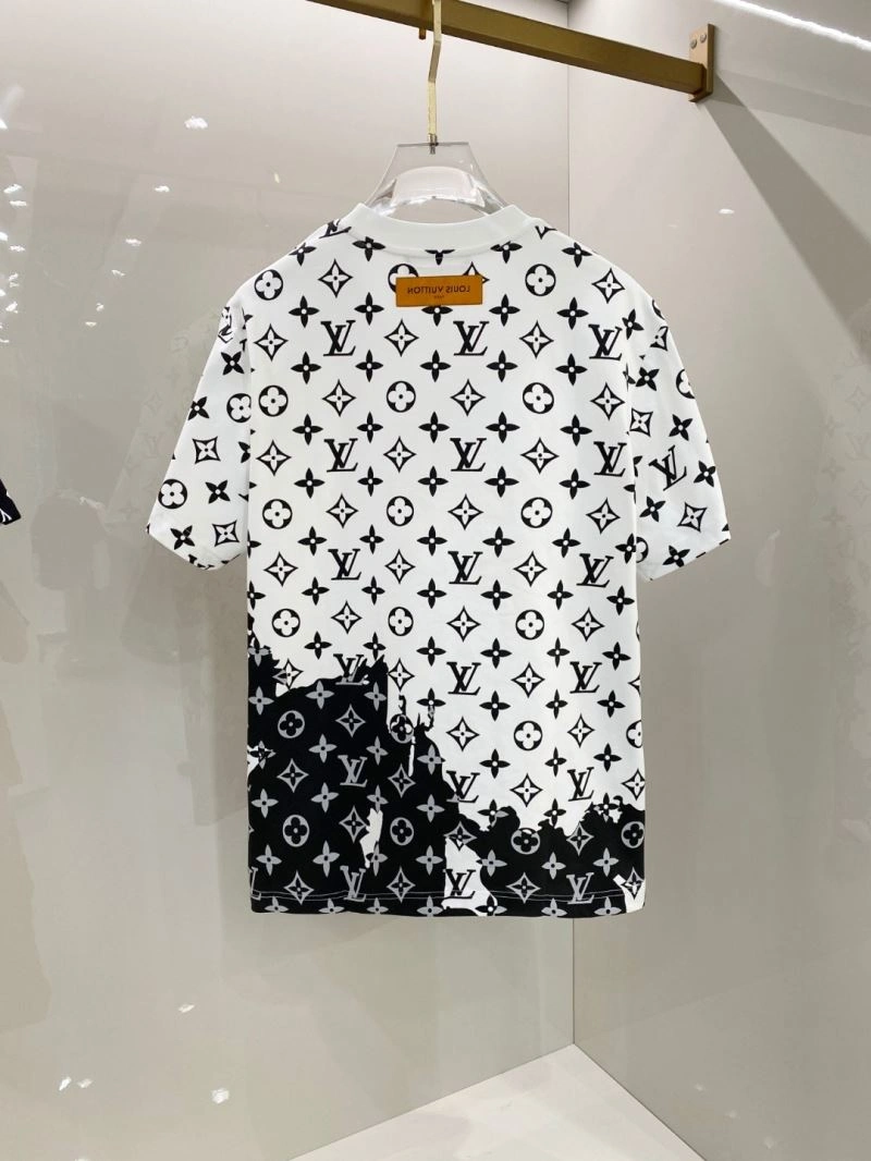 Timeless Louis Vuitton T-Shirts 135239