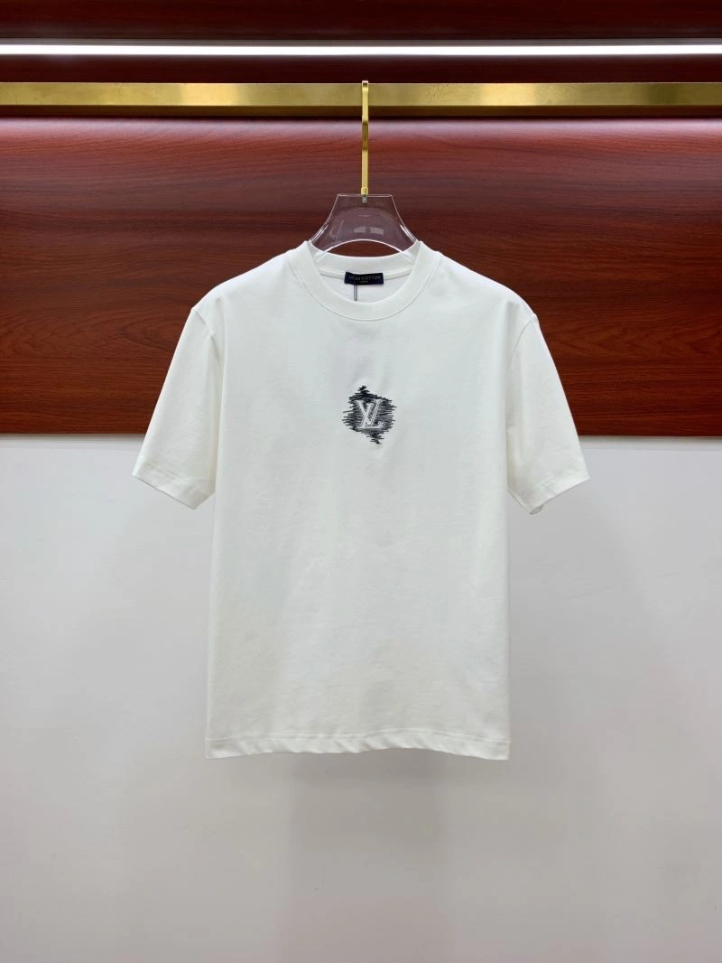 Affordable Louis Vuitton T-Shirts 135230