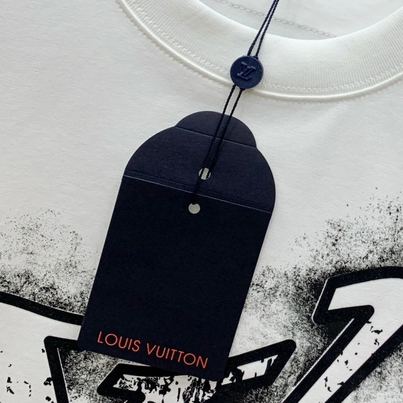 Louis Vuitton T-Shirts MoistureWicking 135255