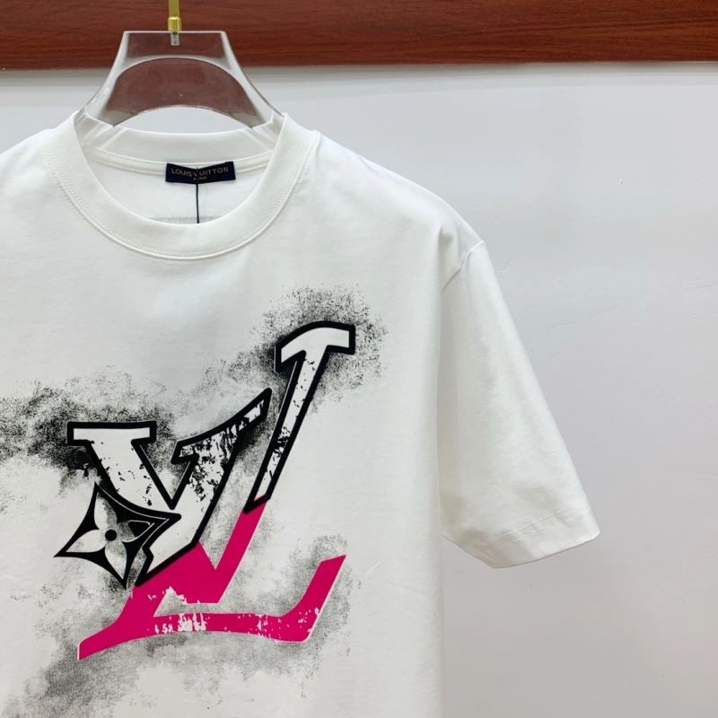 Louis Vuitton T-Shirts MoistureWicking 135255