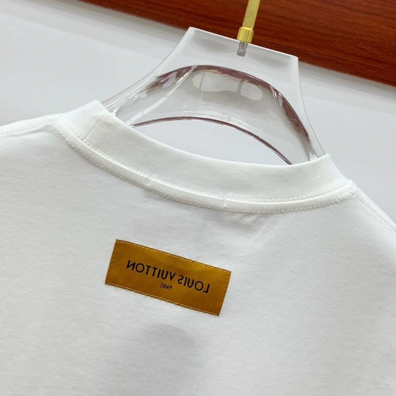 Louis Vuitton T-Shirts MoistureWicking 135255
