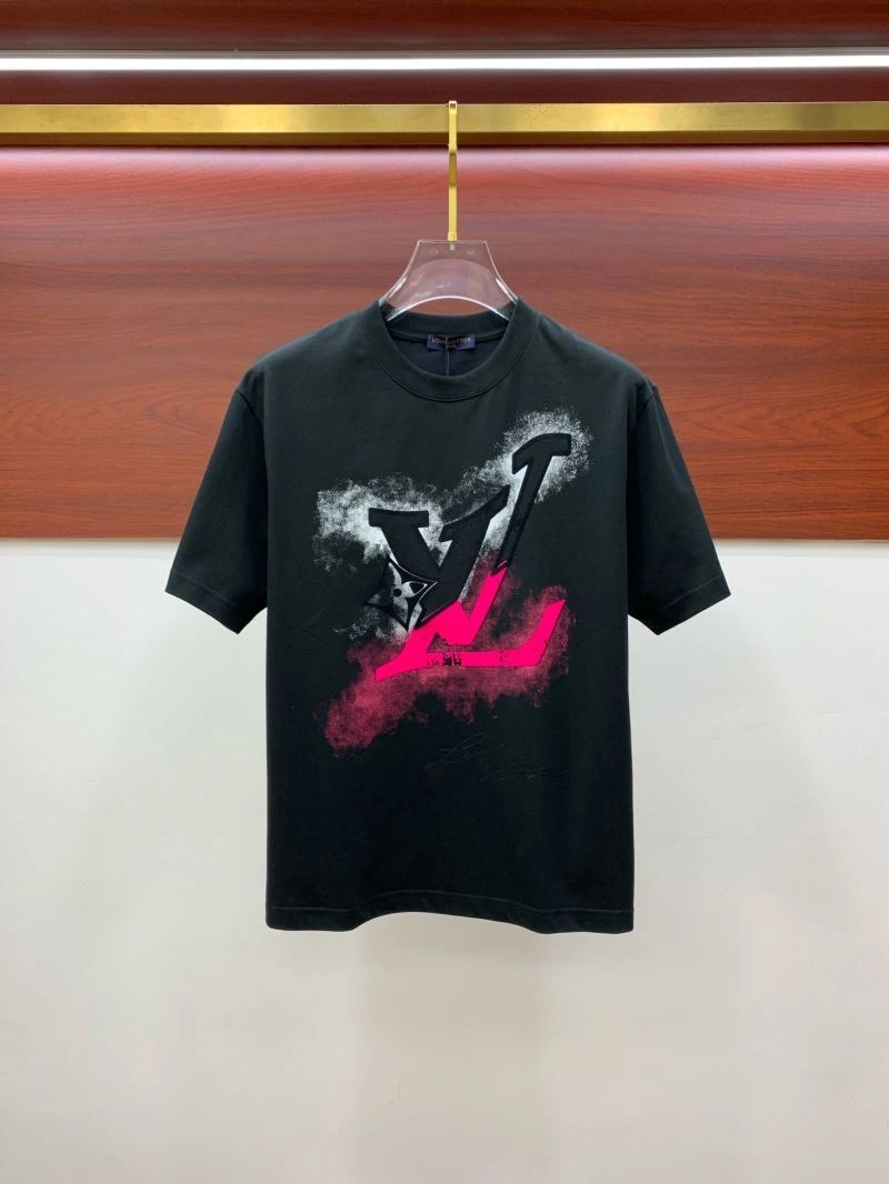 Louis Vuitton T-Shirts Fashionable 135251