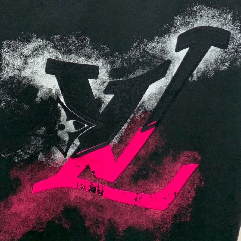 Louis Vuitton T-Shirts Fashionable 135251