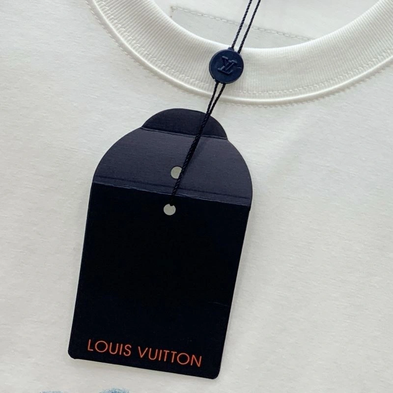 Lightweight Louis Vuitton T-Shirts 135232