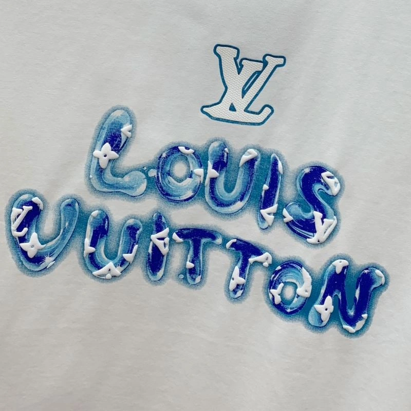 Lightweight Louis Vuitton T-Shirts 135232