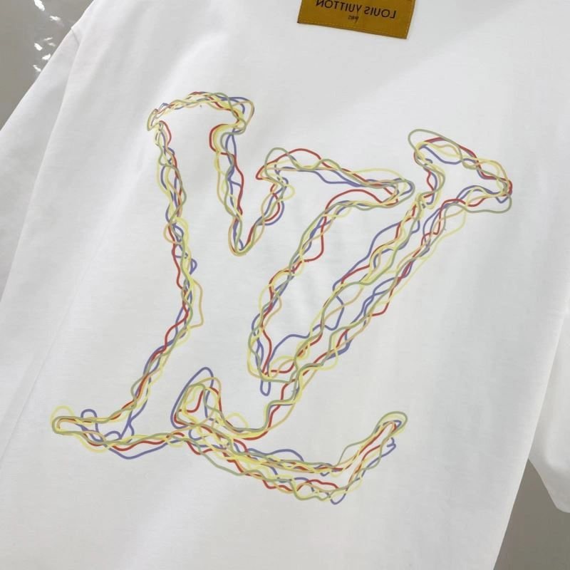 Louis Vuitton T-Shirts HighPerformance 135247