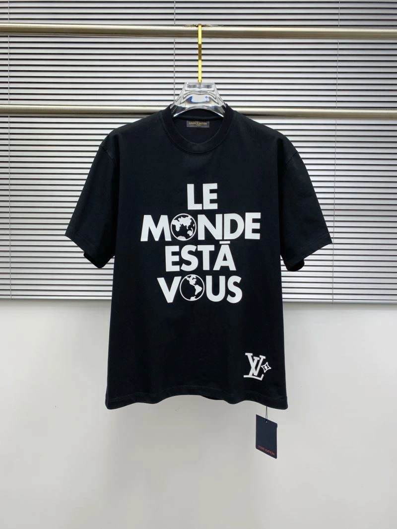 Louis Vuitton T-Shirts WrinkleFree 135237